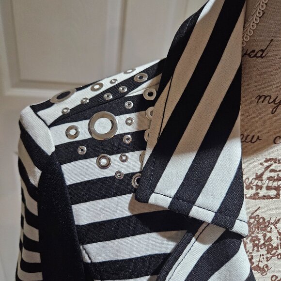 Striped Blazer/Jacket - Picture 3 of 8